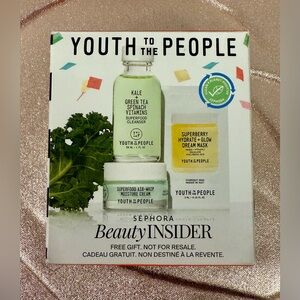 Youth to the People SEPHORA Beauty Insider Skincare Set ❤️